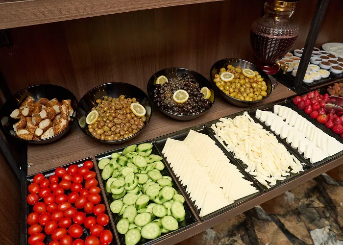 Bonne Sante Hotel 3*