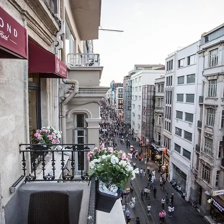 Bonne Sante Hotel