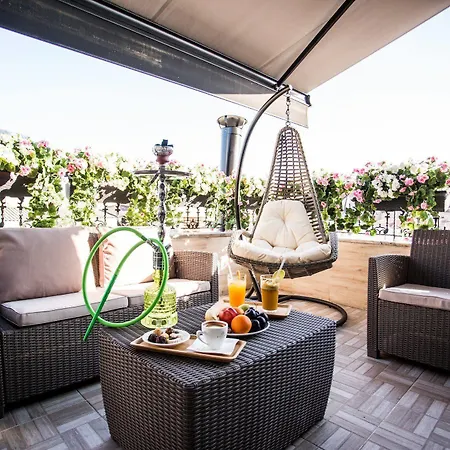 Bonne Sante Hotel 3*